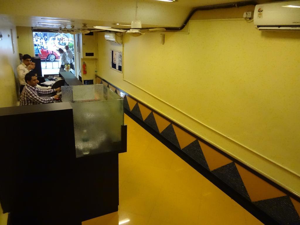 Hotel New Bengal Bombaim Exterior foto